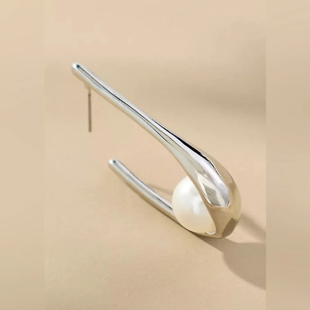 New Anthropologie Pearl Vintage Hoop Earrings - Picture 5 of 16
